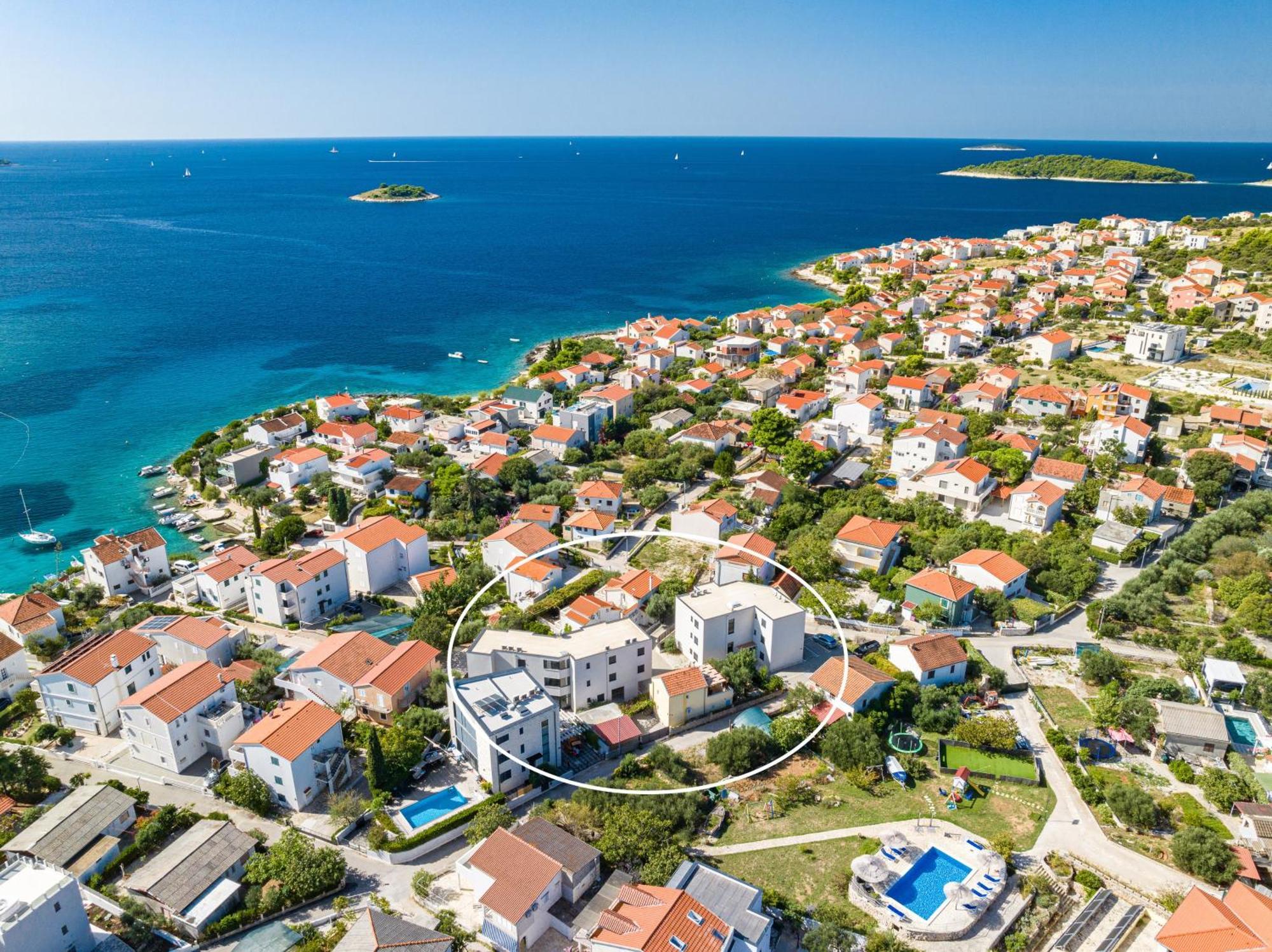 Apartments Boomerang Rogoznica  Bilik gambar
